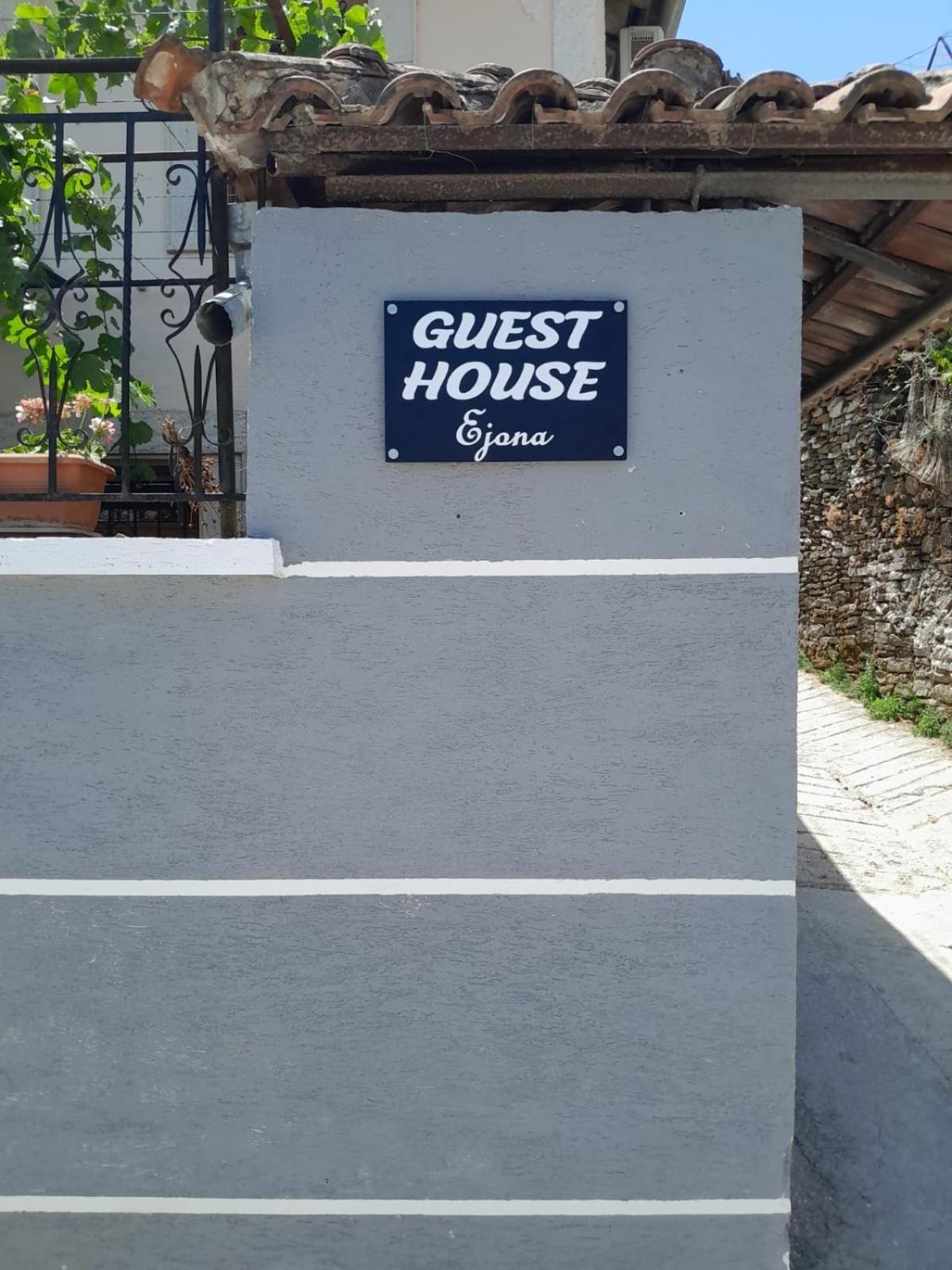 Guest House Ejona Gjirokastër Eksteriør bilde